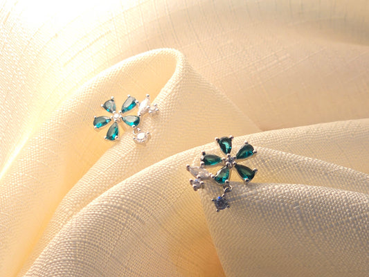 Flower Emerald Green Stone 925 Silver Earrings
